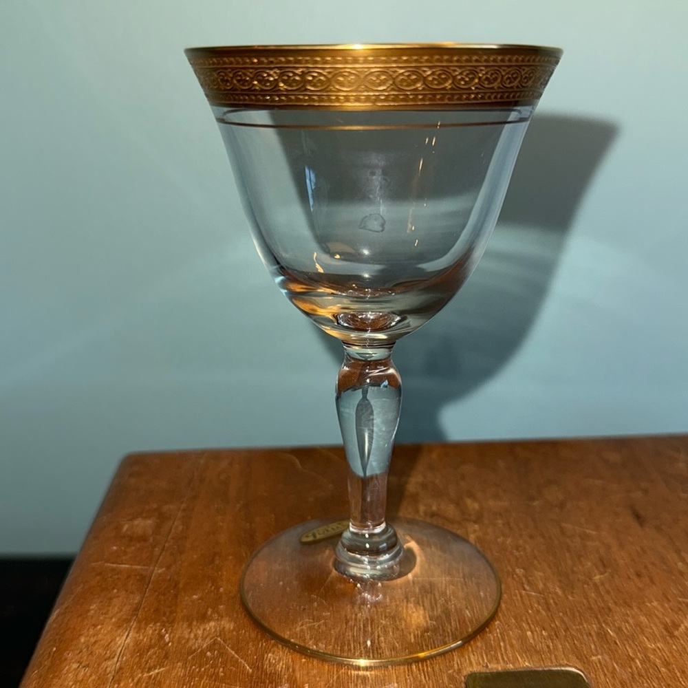 NEW Glastonbury - Lotus Bracelet Pattern Gold Encrusted Cordial Glasses …